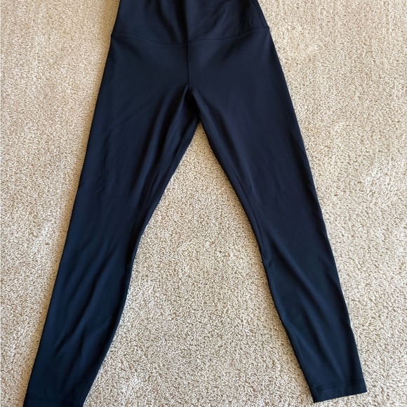 Lululemon Align Black Leggings size-6 - Picture 2 of 5